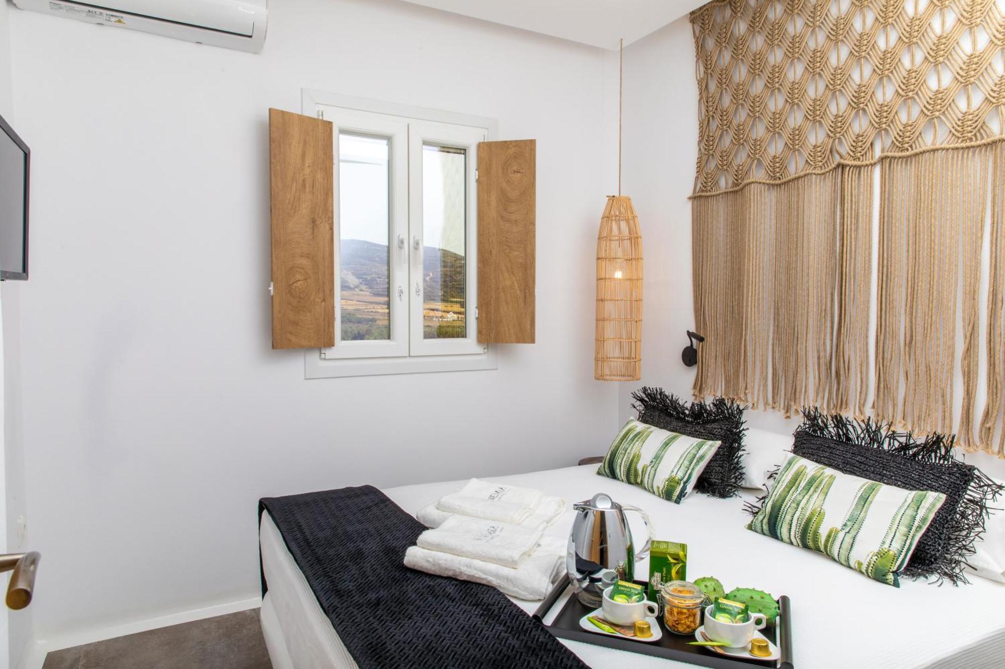 Ninemia Naxos Suites Agios Thaleleos Exterior foto