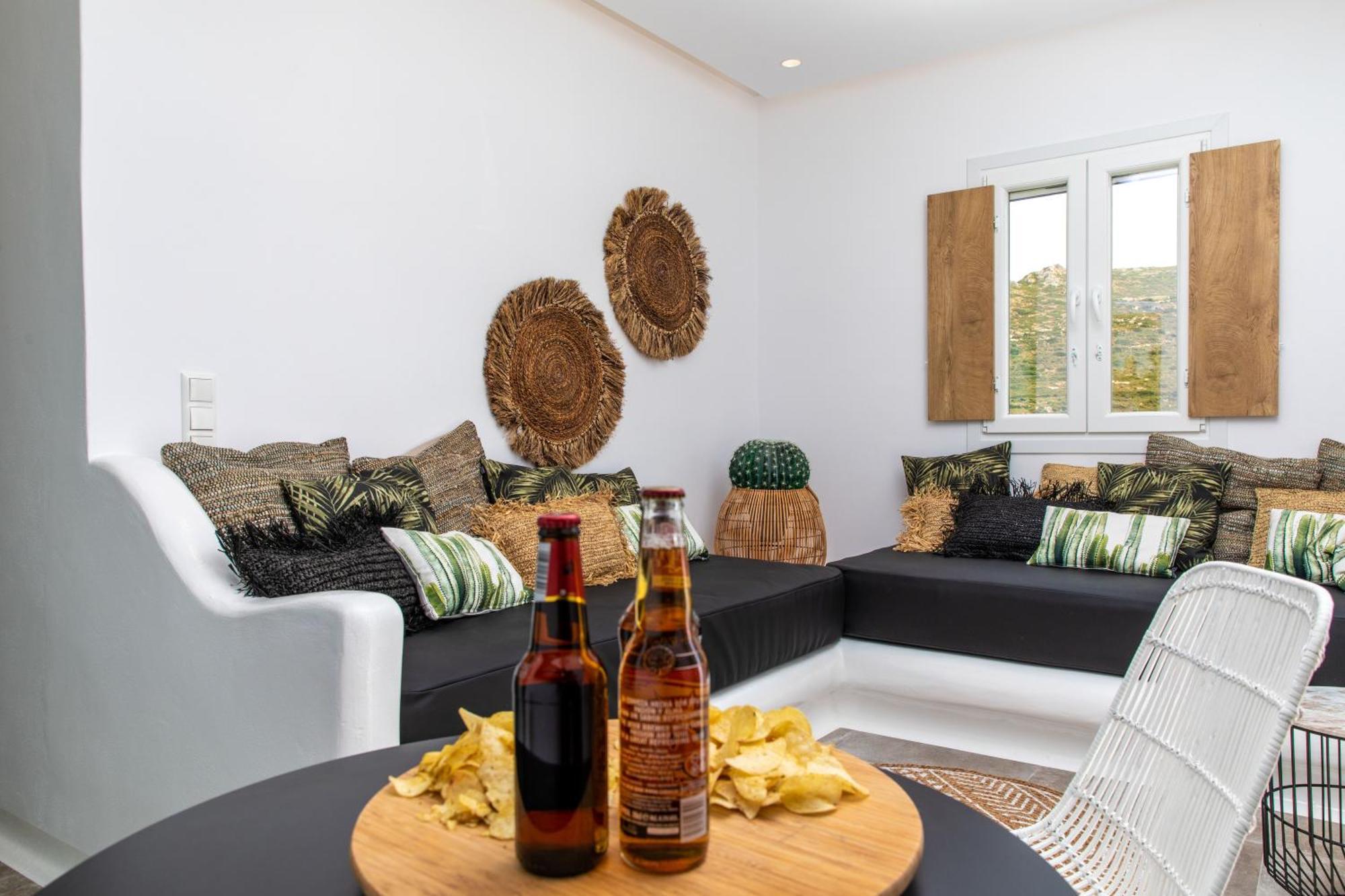 Ninemia Naxos Suites Agios Thaleleos Zimmer foto